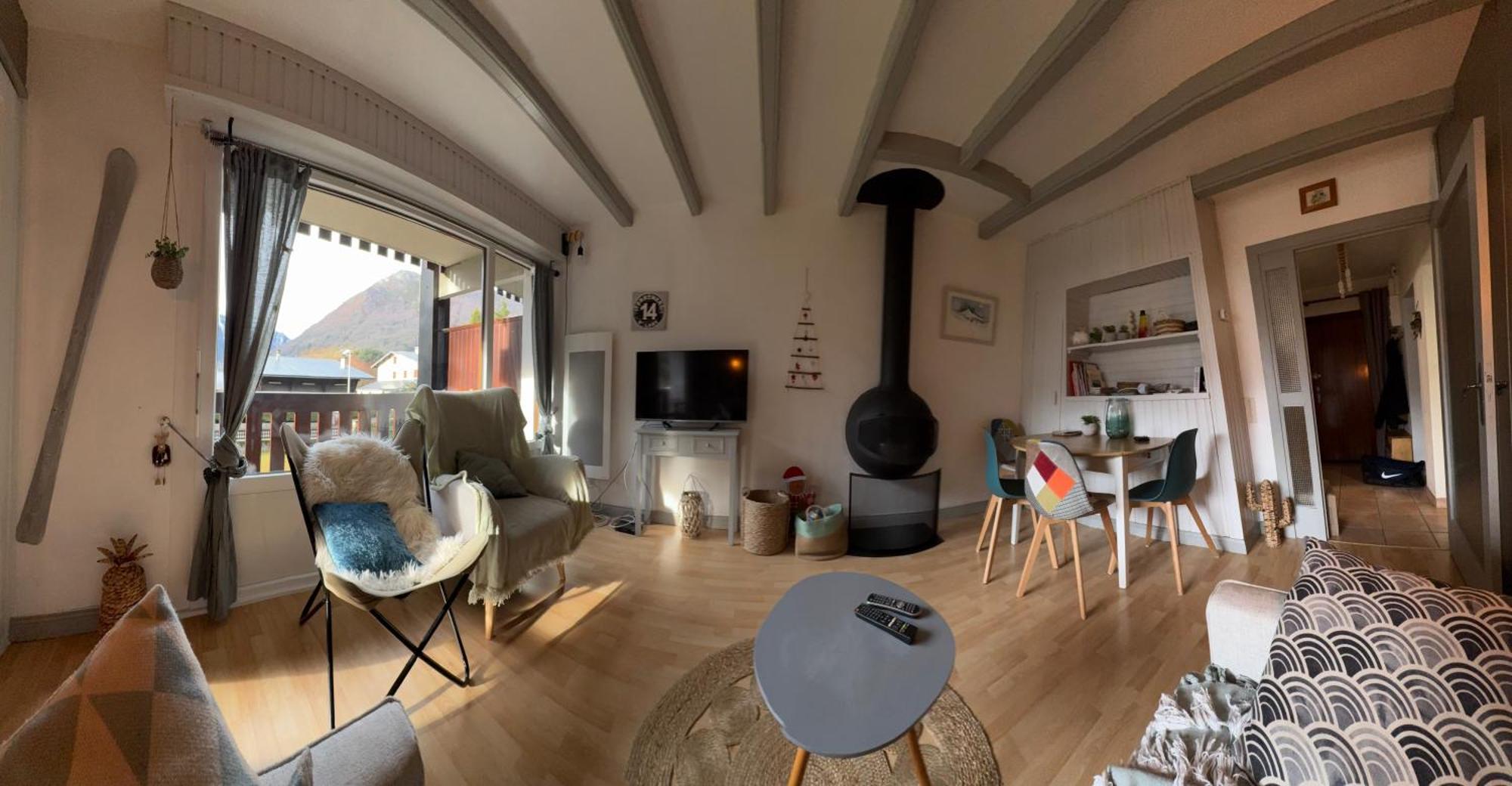T2 Centre Village - Proximite Telecabine - Vue Montagne Plein Sud - Terrasse Couverte - Balcon - Chambre 1 Lit Double En 160 - Salon 1 Canape Convertible En 140 - Cuisine Separee Saint-Lary-Soulan Eksteriør billede